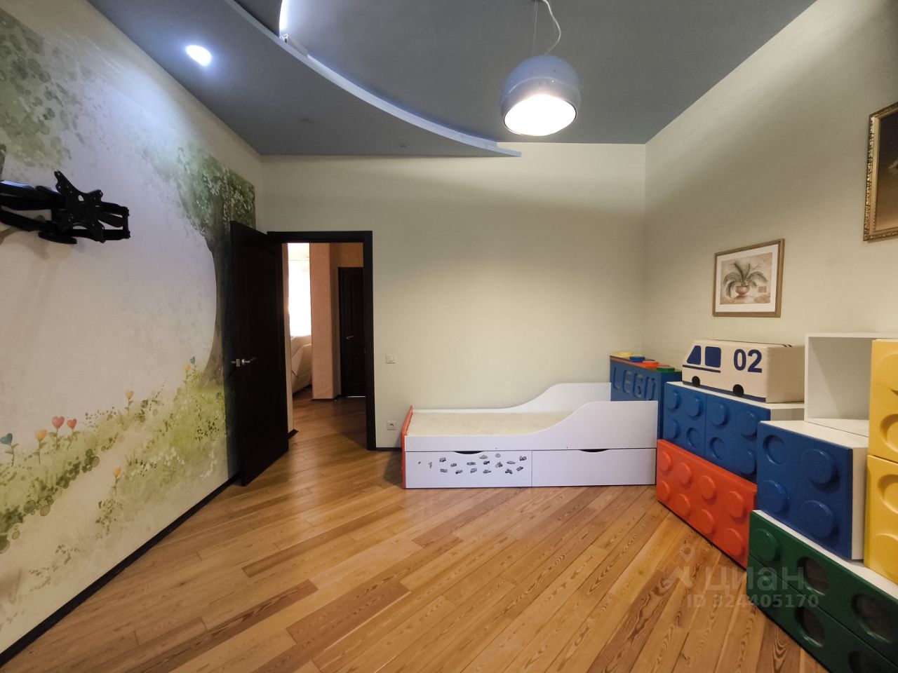 Продажа 3-комн квартиры на вторичном рынке Красногорск, улица Спасская,  д. 1к2