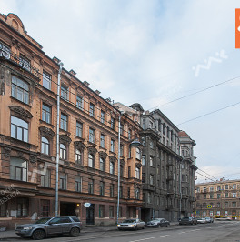 Продажа 4-комн квартиры на вторичном рынке Виленский пер,  д. 3