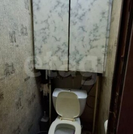 Продажа 3-комн квартиры на вторичном рынке улица Маршала Захарова,  д. 27 к1