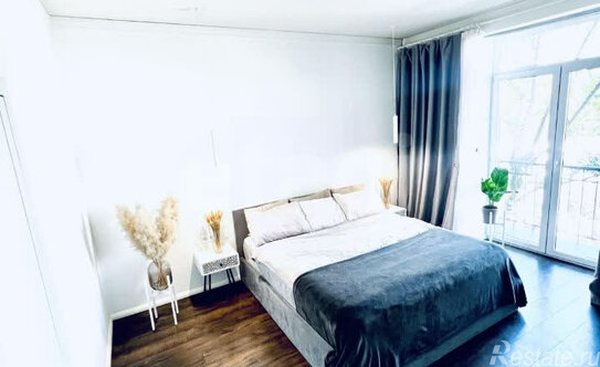 Продажа 2-комн квартиры на вторичном рынке улица Космонавта Волкова,  д. 25/2