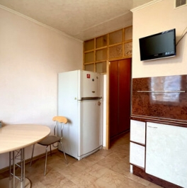 Продажа 4-комн квартиры на вторичном рынке Никулинская улица,  д. 15 к3
