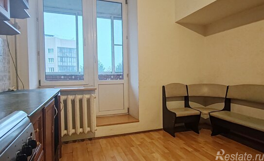 Продажа 1-комн квартиры на вторичном рынке Новоколомяжский проспект