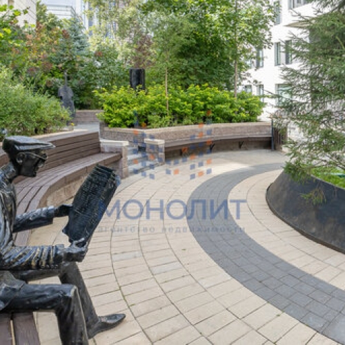 3-комн квартира улица Бутлерова,  д. 7Б