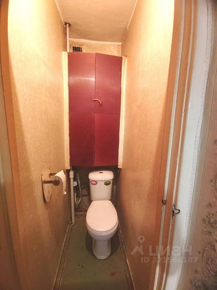 Продажа 2-комн квартиры на вторичном рынке улица Седова, 68