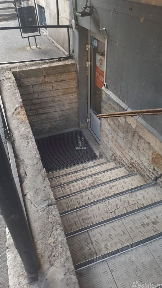 Аренда торгового помещения Средний пр-кт,  д. 99/18