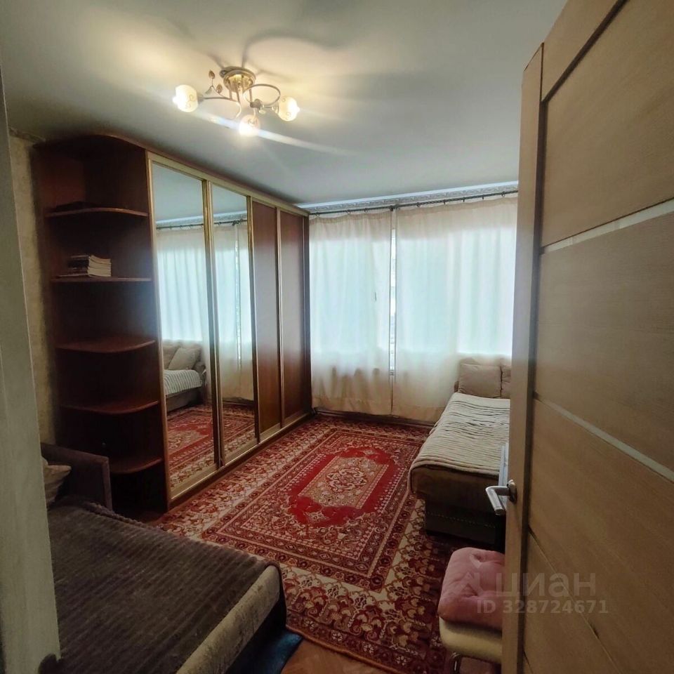 Продажа 3-комн квартиры на вторичном рынке проспект Луначарского, 58К3