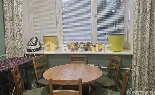 Продажа 3-комн квартиры на вторичном рынке улица Бабушкина,  д. 61