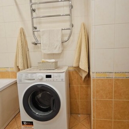 Продажа 3-комн квартиры на вторичном рынке ул Асафьева,  д. 5,  к. 1