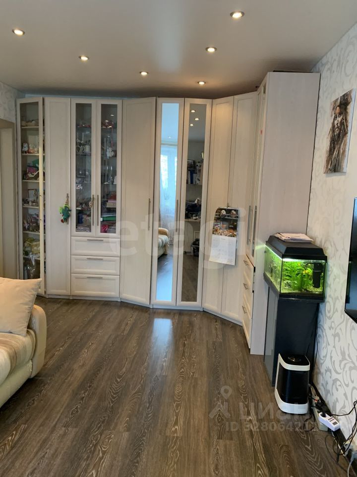 Продажа 2-комн квартиры на вторичном рынке улица Барышиха, 50