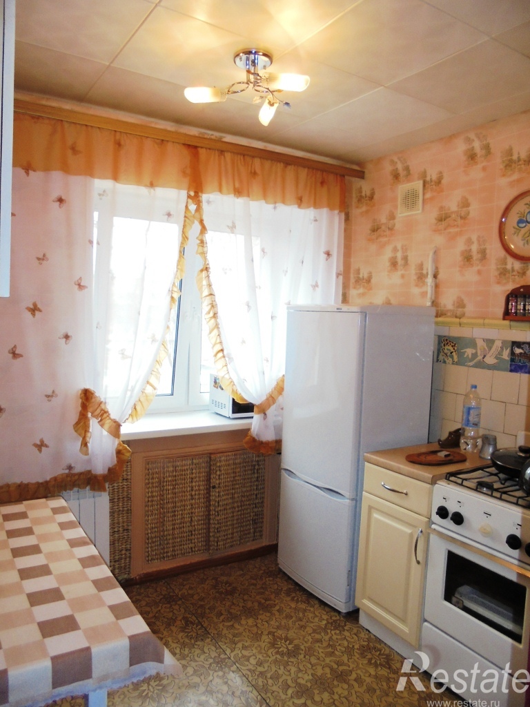 Продажа 2-комн квартиры на вторичном рынке Первомайская,  д. 49