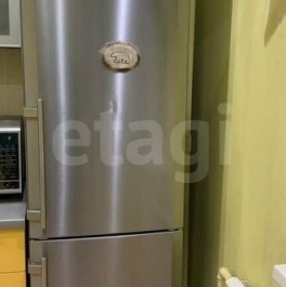 Продажа 1-комн квартиры на вторичном рынке Авиамоторная улица,  д. 4 к3