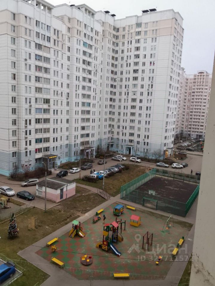 Продажа 2-комн квартиры на вторичном рынке Подольск, улица 43-й Армии, 23