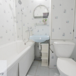 Продажа 1-комн квартиры на вторичном рынке ул Изумрудная,  д. 20