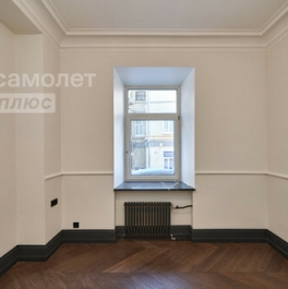 Продажа 3-комн квартиры на вторичном рынке Бронная Б. ул,  д. 17