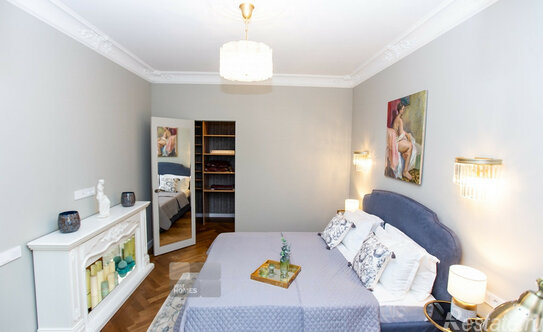 Продажа 2-комн квартиры на вторичном рынке Фрунзенская наб,  д. 40