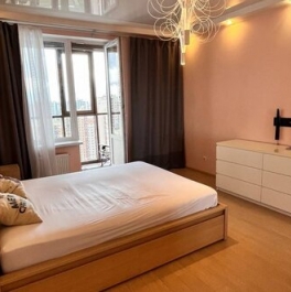 Продажа 1-комн квартиры на вторичном рынке проспект Королёва,  д. 65