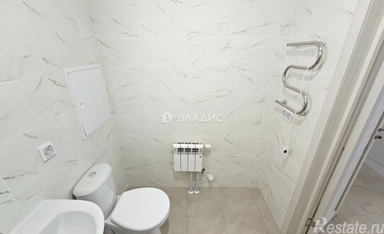 Продажа 2-комн квартиры на вторичном рынке улица Кедрова,  д. 16 к3