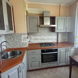 Продажа 2-комн квартиры на вторичном рынке Искровский пр-кт,  д. 20
