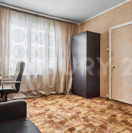 Продажа 2-комн квартиры на вторичном рынке Наличная улица,  д. 40 к4