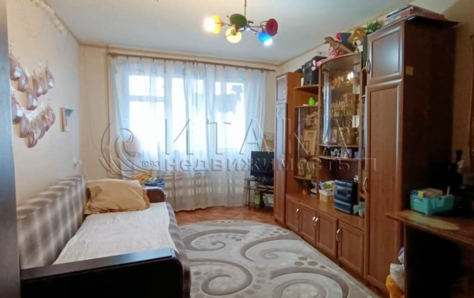 Продажа 1-комн квартиры на вторичном рынке Кингисепп, Химиков,  д. 9