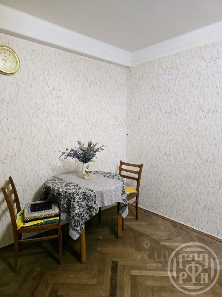 Продажа 1-комн квартиры на вторичном рынке проспект Космонавтов, 66