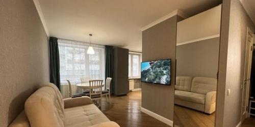2-комн квартира Выползов переулок,  д. 8