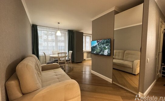 Аренда 2-комн квартиры на вторичном рынке Выползов переулок,  д. 8