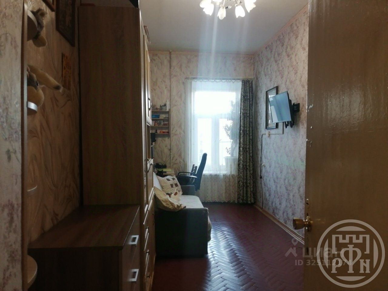 Продажа 3-комн квартиры на вторичном рынке Кронштадт, Пролетарская улица, 17