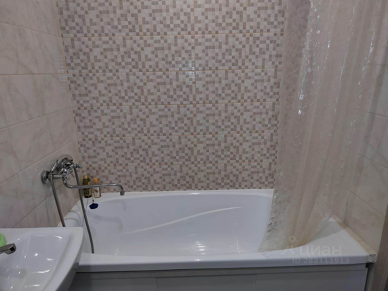 Аренда студии пос. Металлострой, Полевая улица, 9