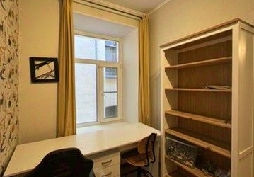 3-комн квартира Лахтинская улица, 6