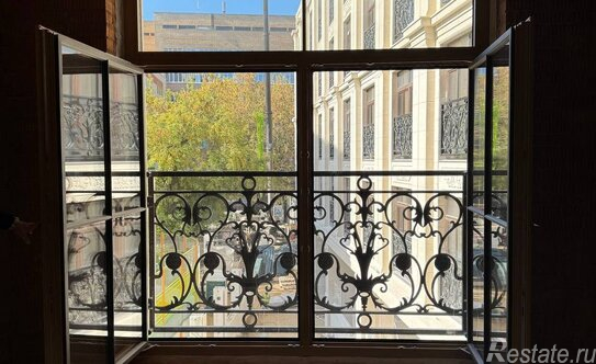 Продажа 1-комн квартиры на вторичном рынке Космодамианская наб