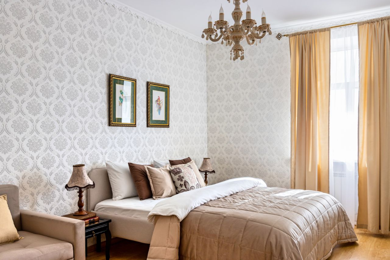 Аренда 2-комн квартиры на вторичном рынке Невский проспект, 148