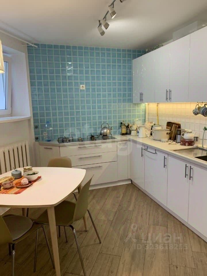 Продажа 3-комн квартиры на вторичном рынке Ростовская набережная, 5