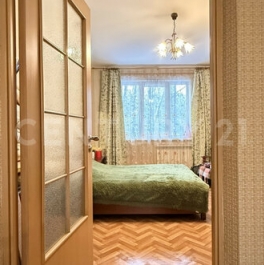 Продажа 3-комн квартиры на вторичном рынке Просвещения пр-кт,  д. 7 к1