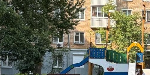 3-комн квартира улица Трофимова, 24К1