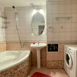 Продажа 3-комн квартиры на вторичном рынке улица Васи Алексеева