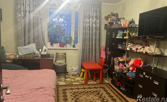 Продажа 2-комн квартиры на вторичном рынке ул Новоорловская,  д. 8,  к. 2