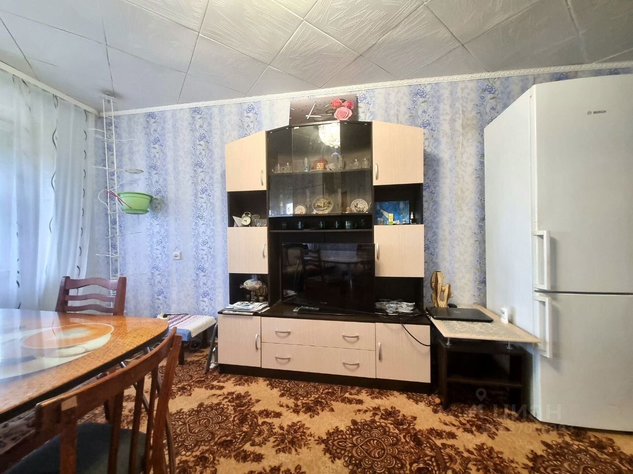 Продажа 4-комн квартиры на вторичном рынке Волхов, проспект Державина, 48