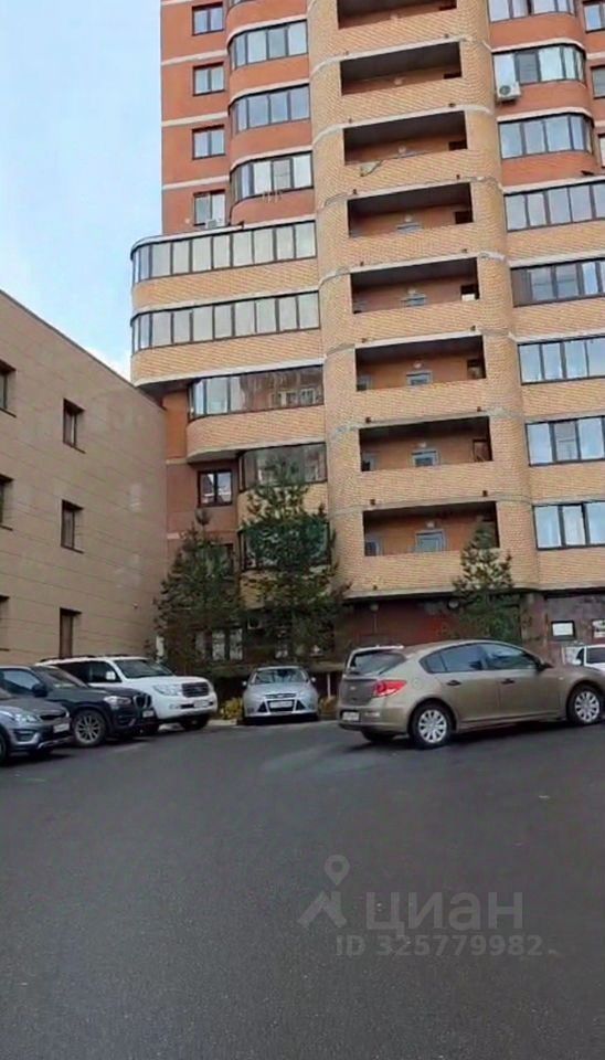 Продажа 2-комн квартиры на вторичном рынке имени К.А. Аверьянова мкр,  д. 25