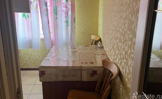 Продажа 2-комн квартиры на вторичном рынке ул Веерная,  д. 40,  к. 5