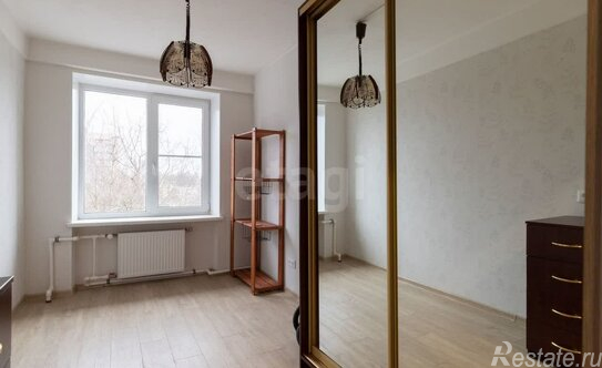 Продажа 2-комн квартиры на вторичном рынке Новоизмайловский проспект,  д. 20 к1