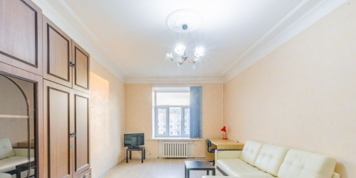 2-комн квартира Новоподмосковный 1-й пер,  д. 4