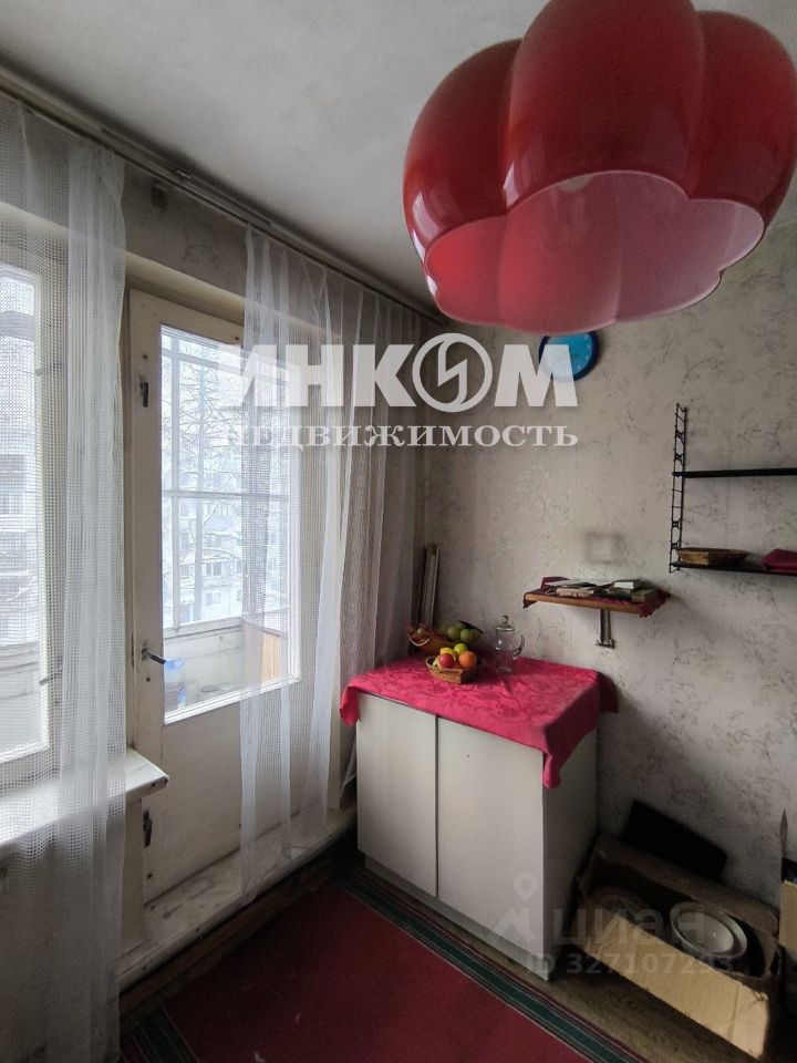 Продажа 2-комн квартиры на вторичном рынке Заря мкр, Балашиха, улица Молодежная,  д. 1