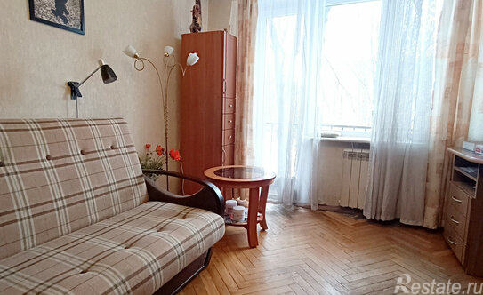 Продажа 2-комн квартиры на вторичном рынке улица Харченко,  д. 7