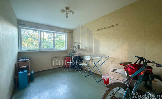 Продажа 3-комн квартиры на вторичном рынке улица Солдата Корзуна,  д. 42