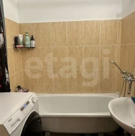 Продажа 1-комн квартиры на вторичном рынке Колпино г, Павловская ул,  д. 63,  к. 1