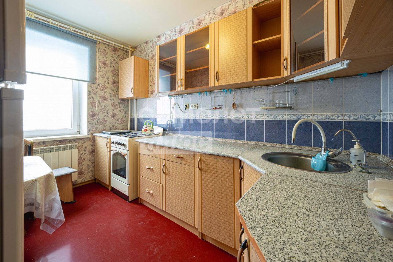 Продажа 3-комн квартиры на вторичном рынке Чехов, Весенняя улица, 22/2