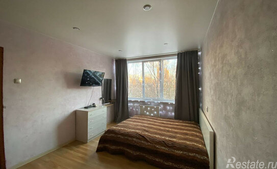 Продажа 1-комн квартиры на вторичном рынке Подвойского ул,  д. 35,  к. 1