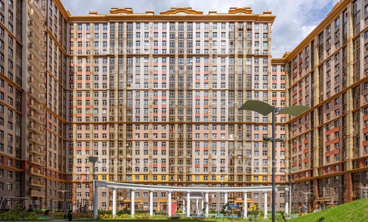 Продажа 2-комн квартиры на вторичном рынке бульвар Андрея Тарковского, 10