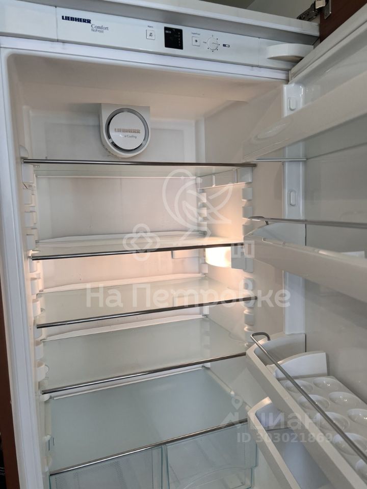 Продажа 3-комн квартиры на вторичном рынке Петровский бульвар, 21